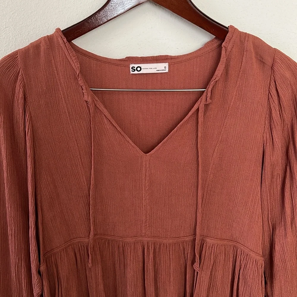 SO Mid-Sleeve Women's Rust Top Boho Flowy V-Neck Indie Size Small